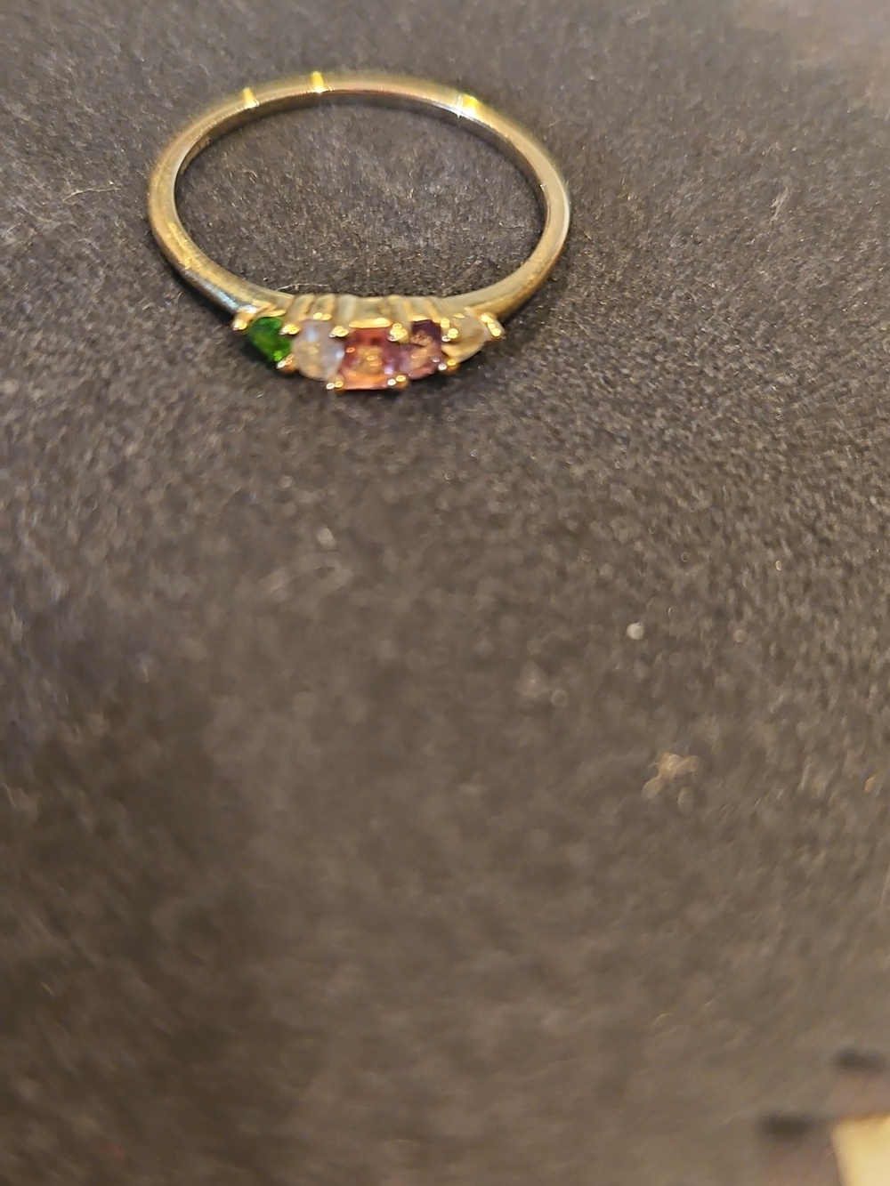 Solid Yellow Gold Acrostic "DREAM" Ring, Size 6 - Picture 3 of 3